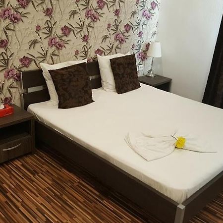 بلوييست Hotel Viva المظهر الخارجي الصورة
