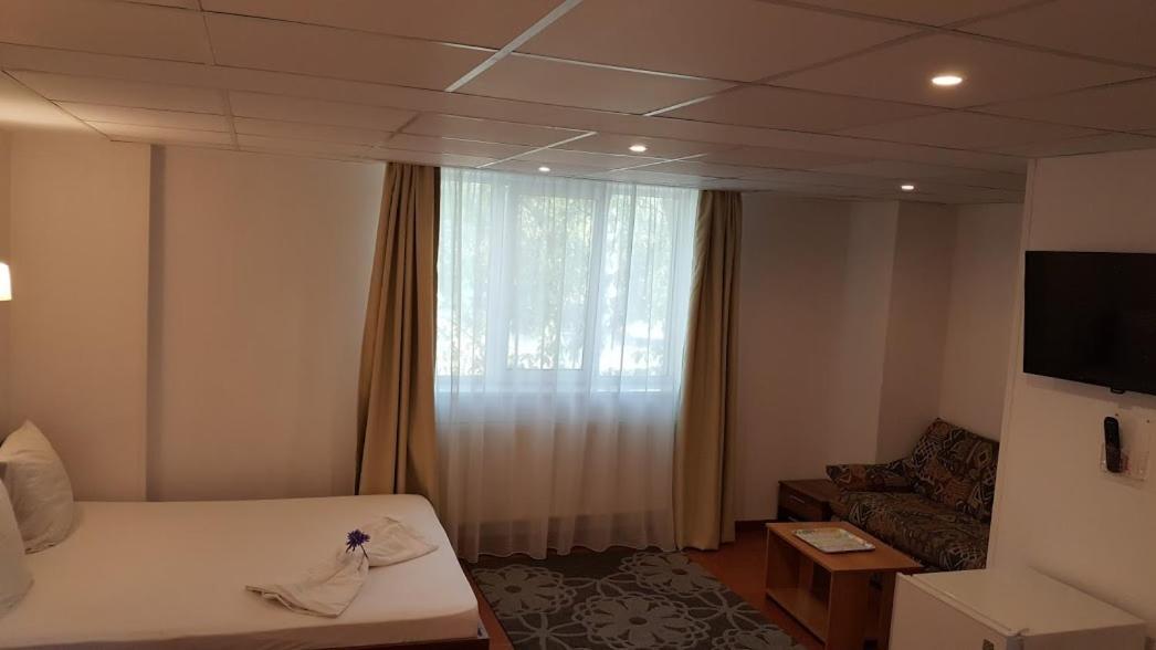 بلوييست Hotel Viva المظهر الخارجي الصورة